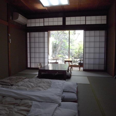Ryokan Yamamuro Канадзава Номер фото