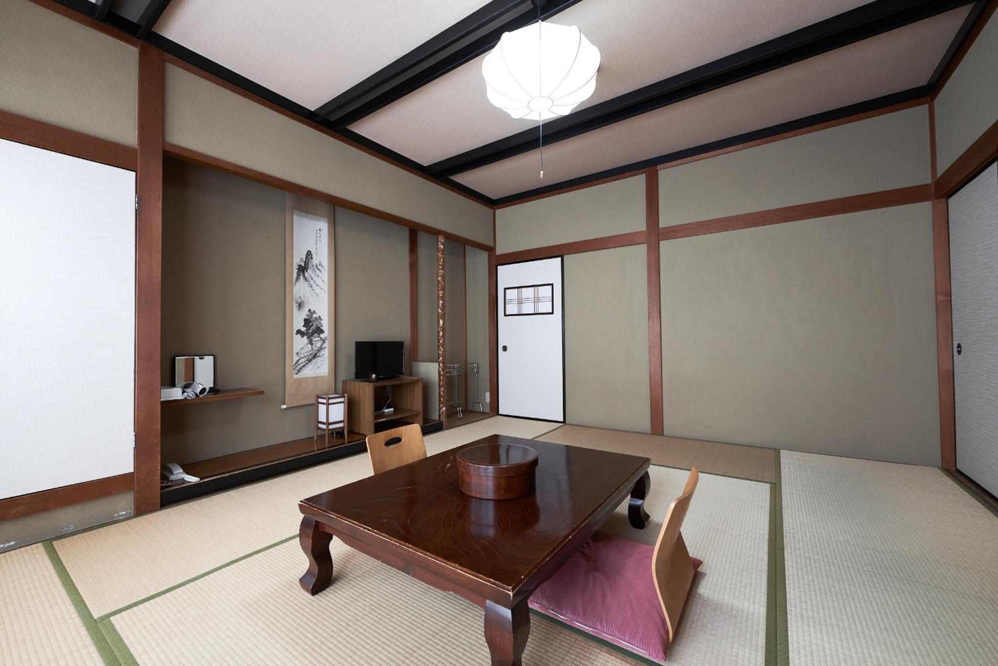 Ryokan Yamamuro Канадзава Номер фото